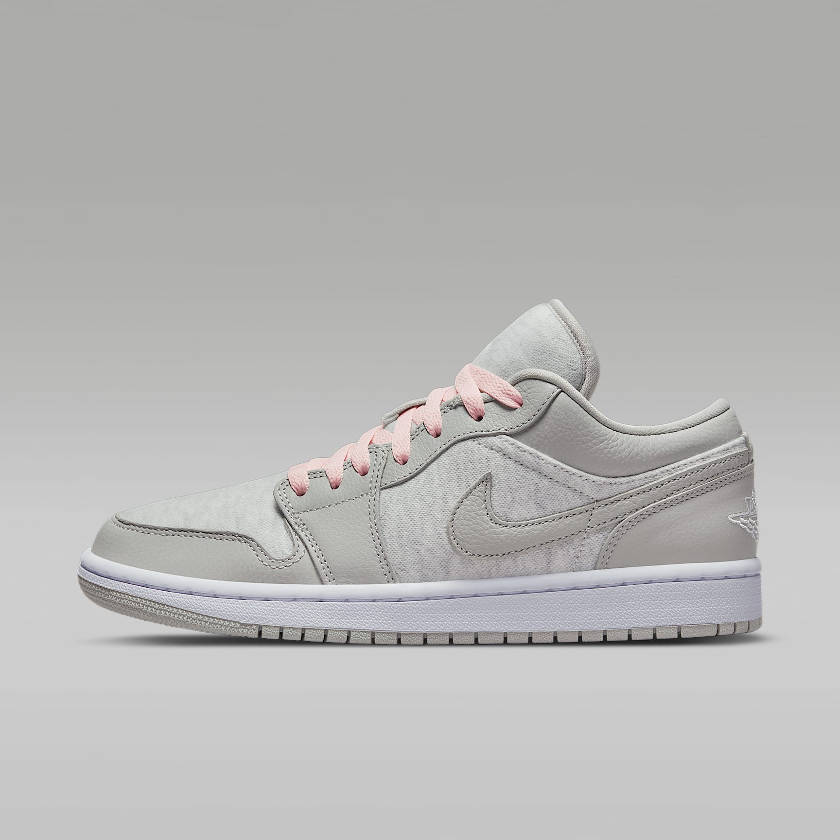 Air Jordan 1 Low SE Women's Shoe. Nike ID